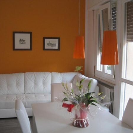 Bed And Breakfast Lo Scrigno Polinago Exteriör bild